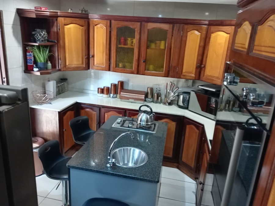 4 Bedroom Property for Sale in Soshanguve F Gauteng