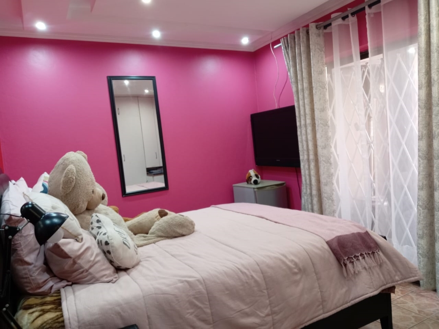 4 Bedroom Property for Sale in Soshanguve F Gauteng