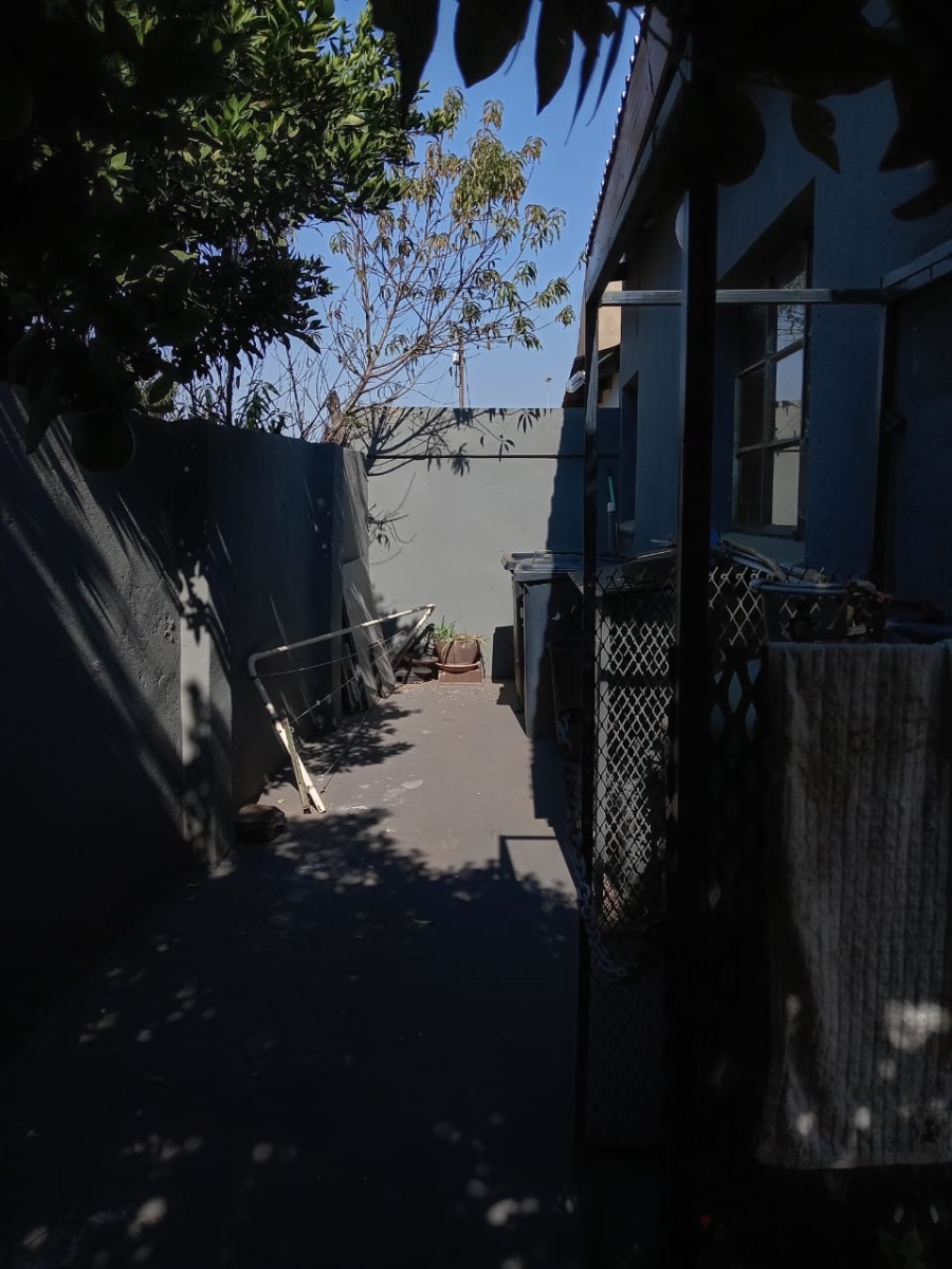 4 Bedroom Property for Sale in Soshanguve F Gauteng