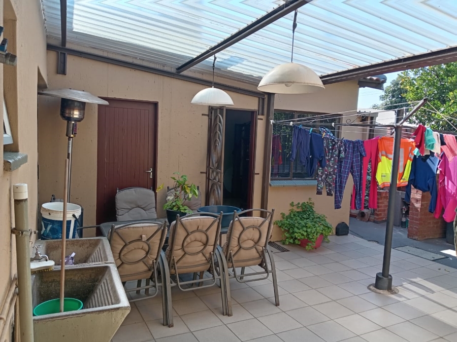 4 Bedroom Property for Sale in Soshanguve F Gauteng