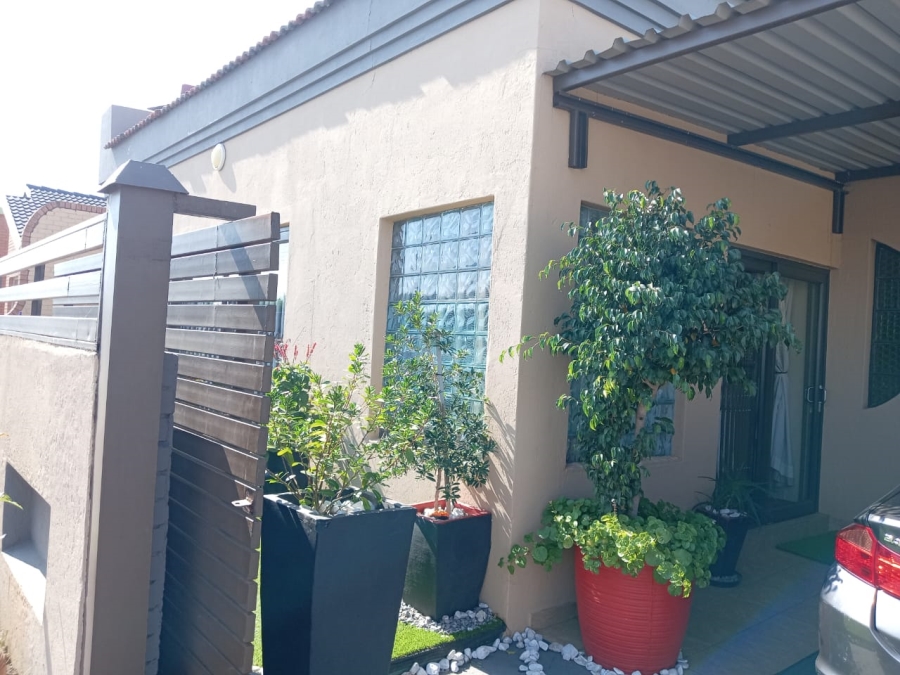 4 Bedroom Property for Sale in Soshanguve F Gauteng