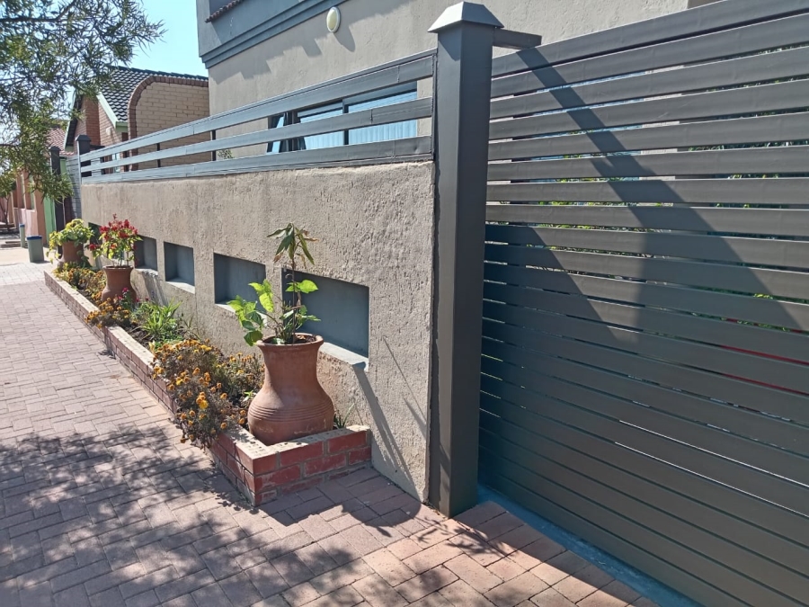 4 Bedroom Property for Sale in Soshanguve F Gauteng