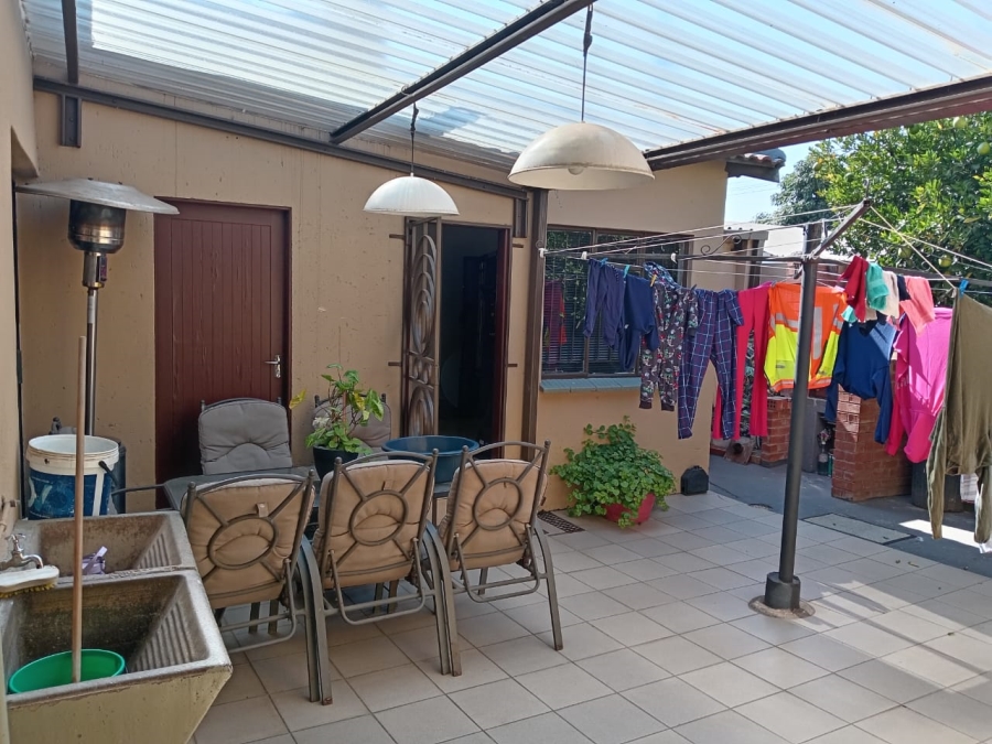 4 Bedroom Property for Sale in Soshanguve F Gauteng
