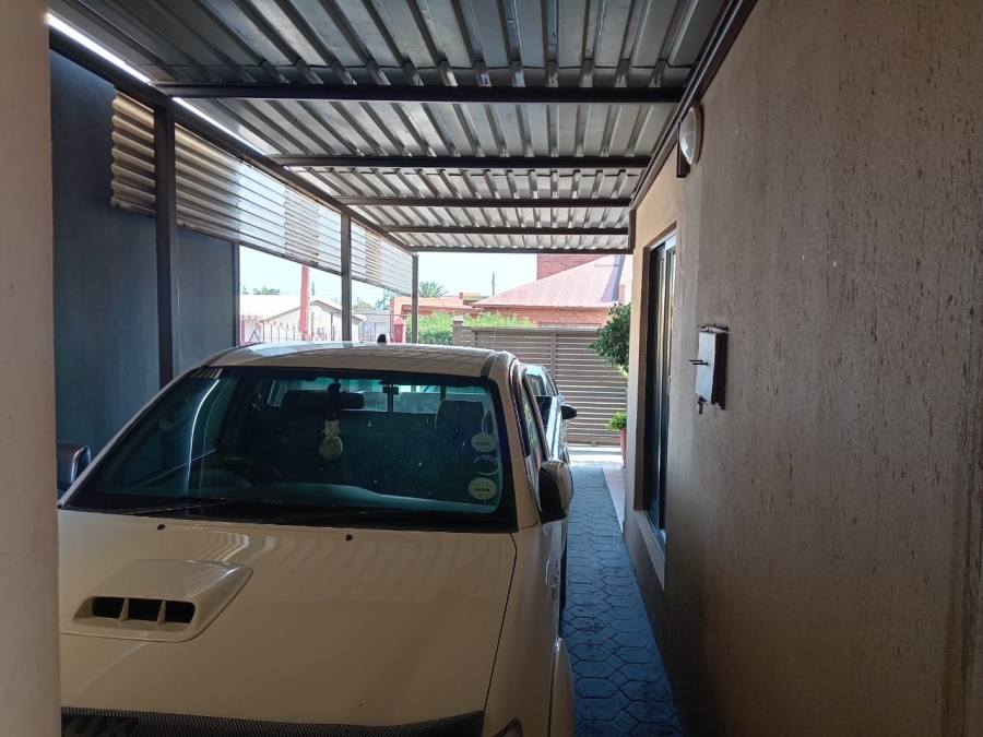 4 Bedroom Property for Sale in Soshanguve F Gauteng