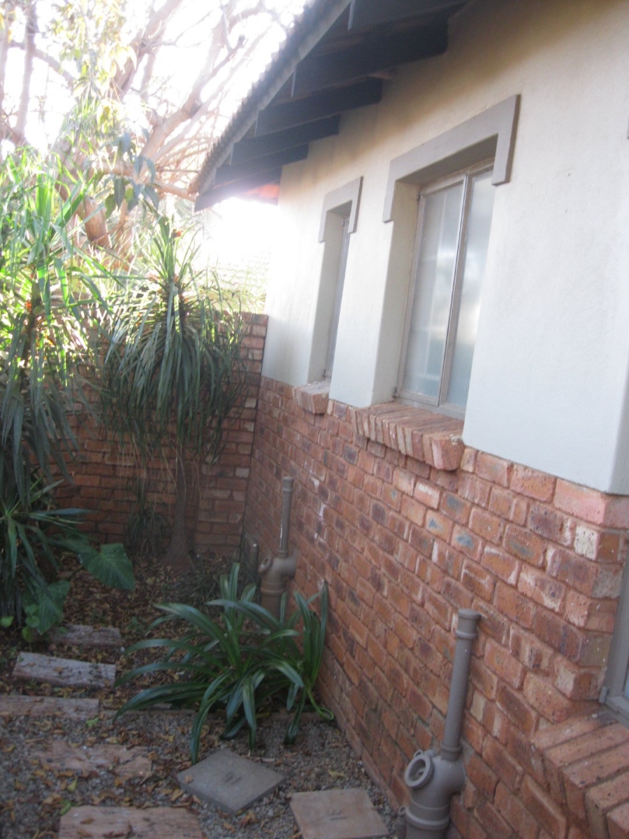 To Let 2 Bedroom Property for Rent in Gezina Gauteng