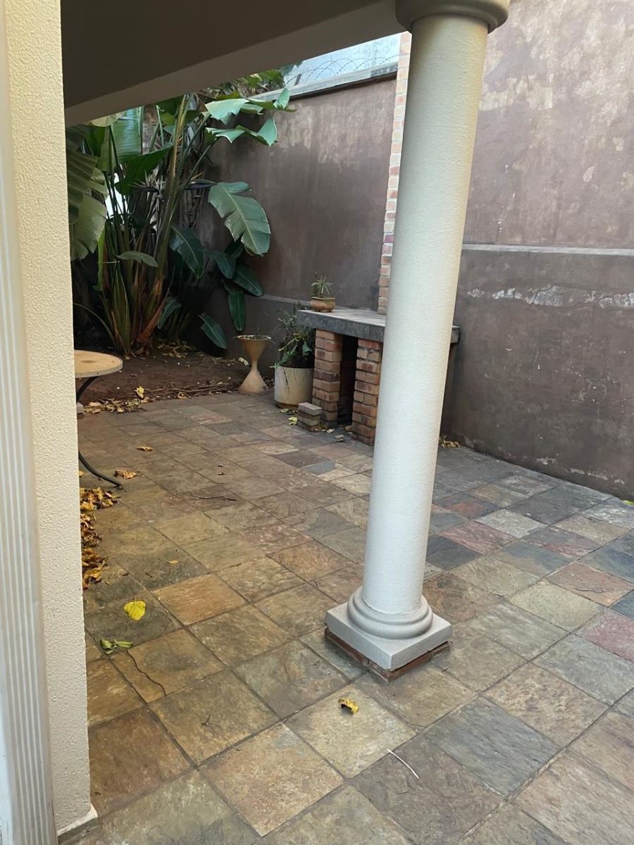 To Let 2 Bedroom Property for Rent in Gezina Gauteng