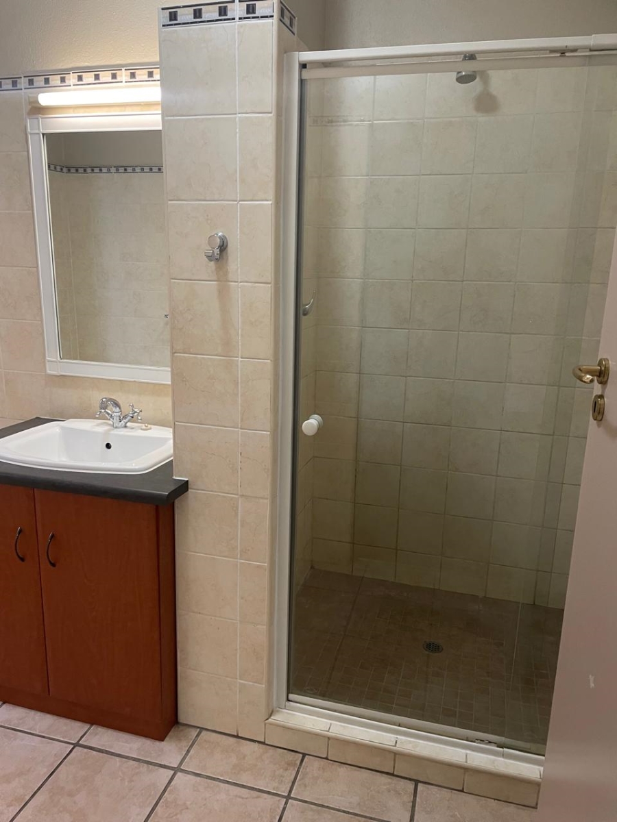 To Let 2 Bedroom Property for Rent in Gezina Gauteng