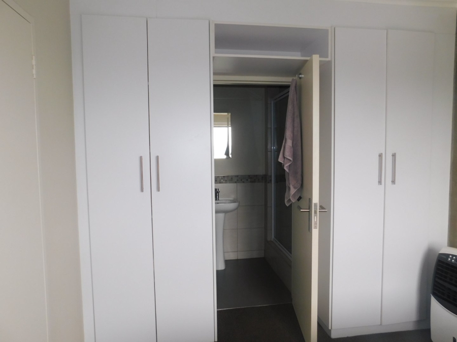 2 Bedroom Property for Sale in Hatfield Gauteng
