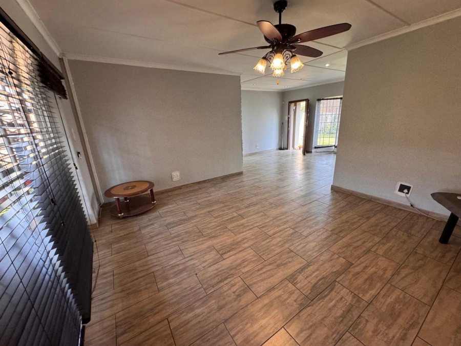 3 Bedroom Property for Sale in Elspark Gauteng