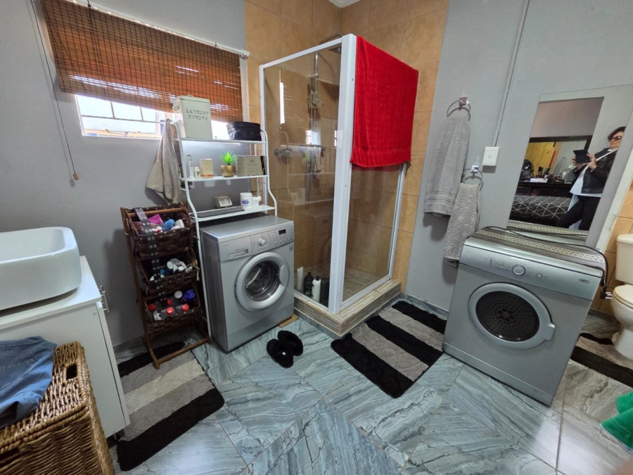 3 Bedroom Property for Sale in Sinoville Gauteng