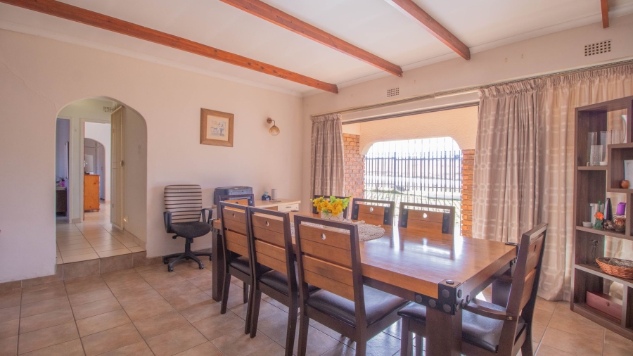 4 Bedroom Property for Sale in Birchleigh North Gauteng