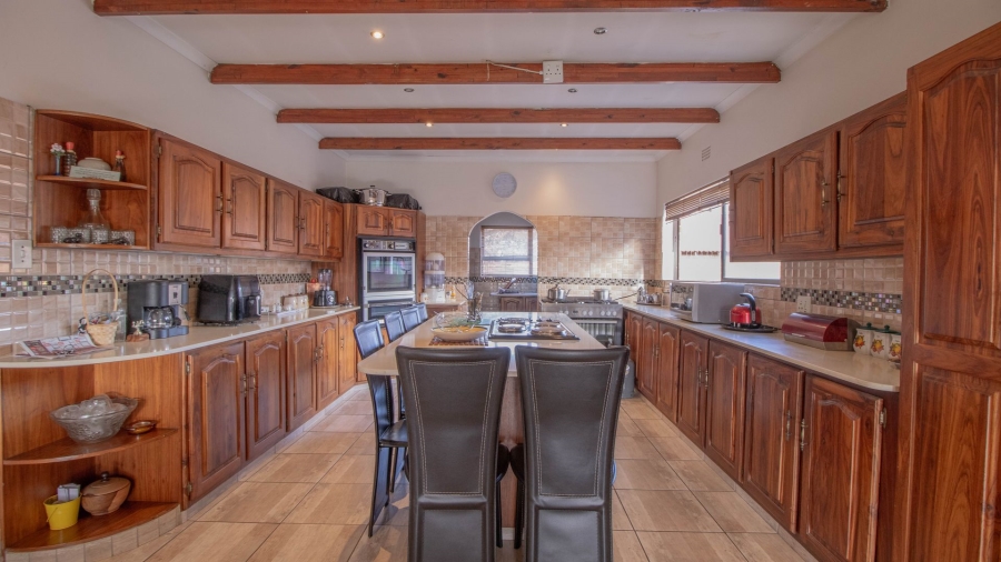 4 Bedroom Property for Sale in Birchleigh North Gauteng