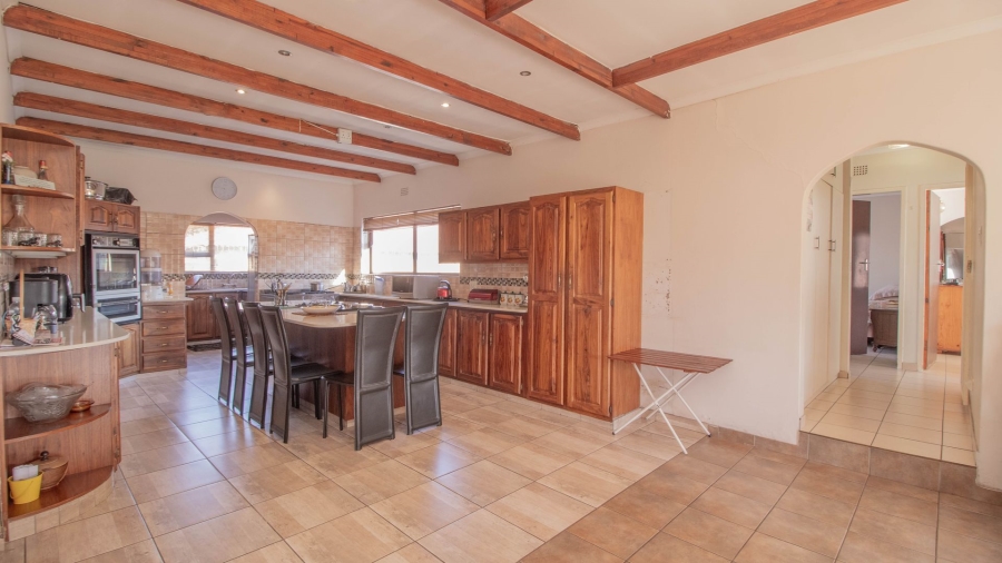 4 Bedroom Property for Sale in Birchleigh North Gauteng