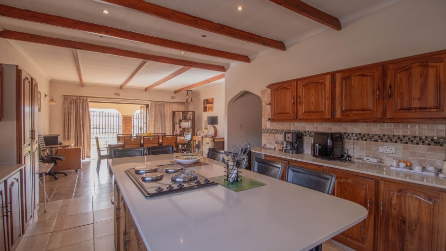 4 Bedroom Property for Sale in Birchleigh North Gauteng