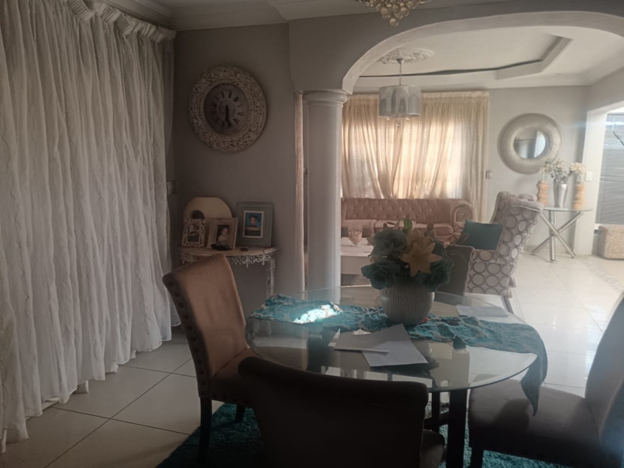  Bedroom Property for Sale in Soshanguve DD Gauteng