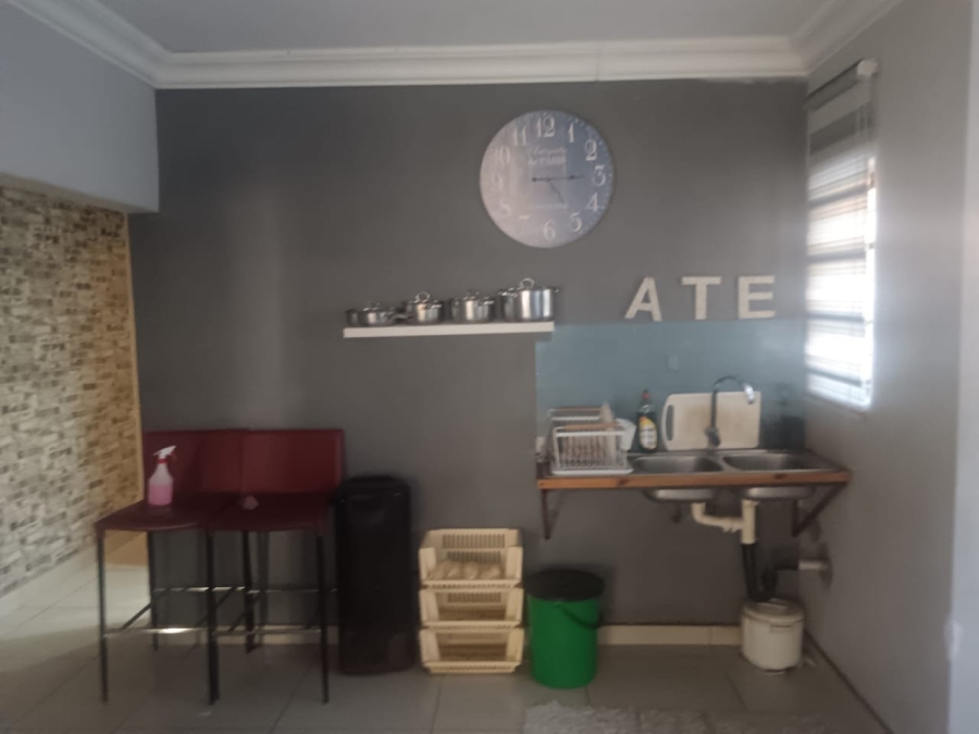  Bedroom Property for Sale in Soshanguve DD Gauteng
