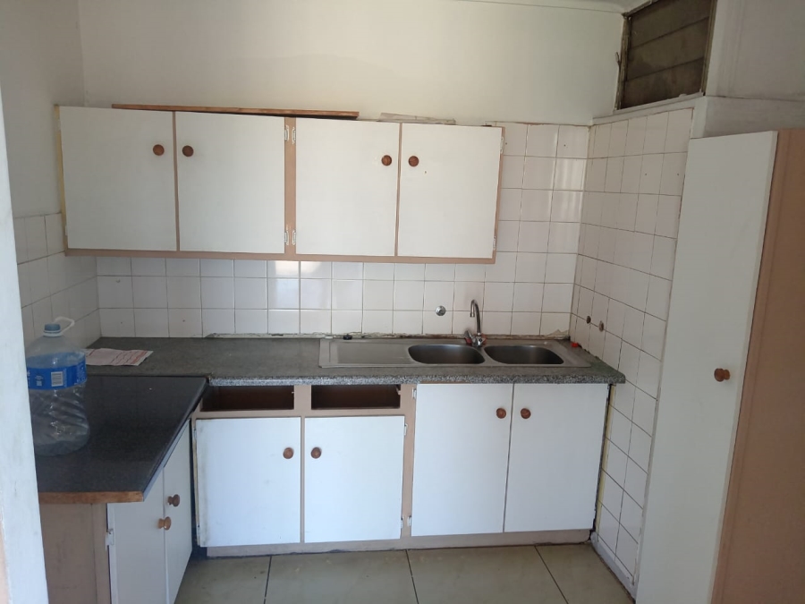 5 Bedroom Property for Sale in Pretoria Gauteng