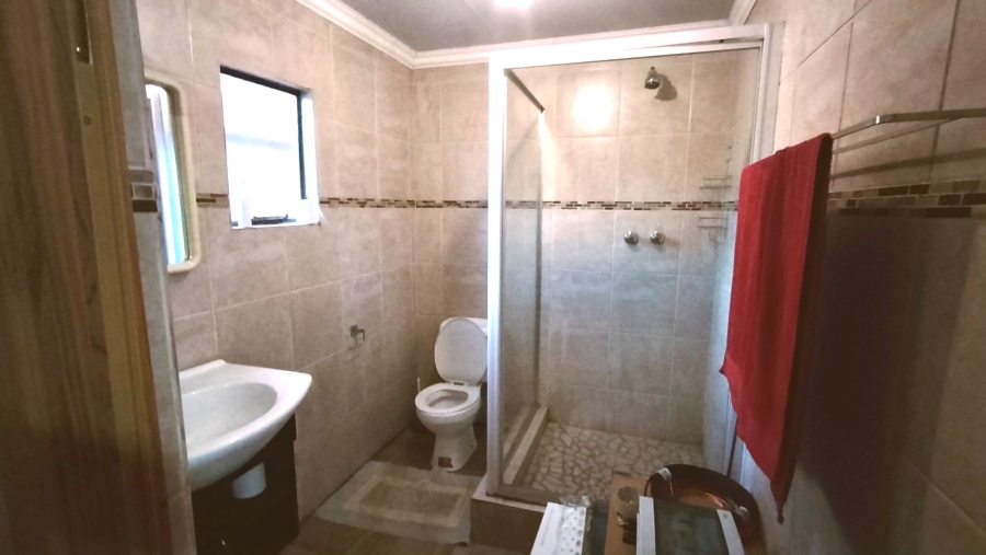 To Let 5 Bedroom Property for Rent in Wierda Park Gauteng