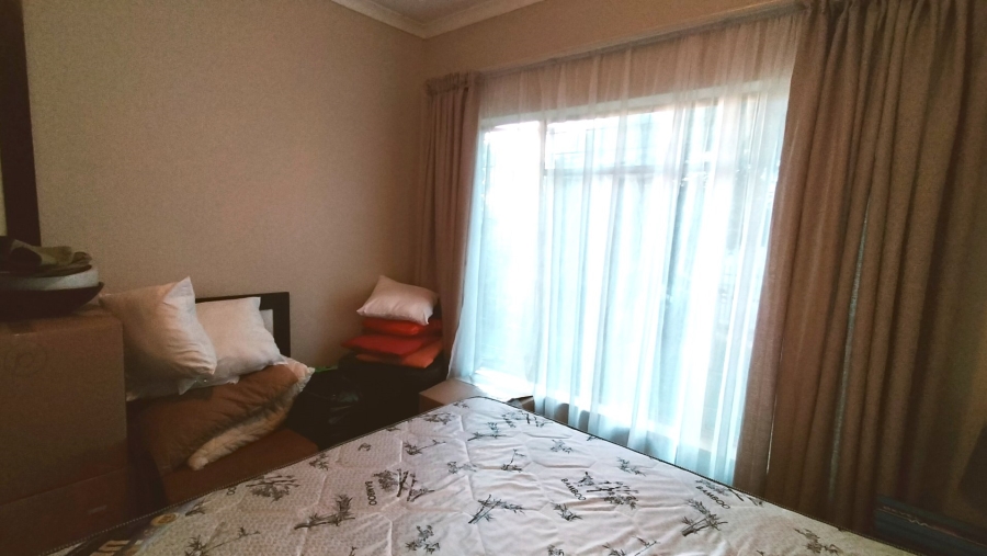 To Let 5 Bedroom Property for Rent in Wierda Park Gauteng