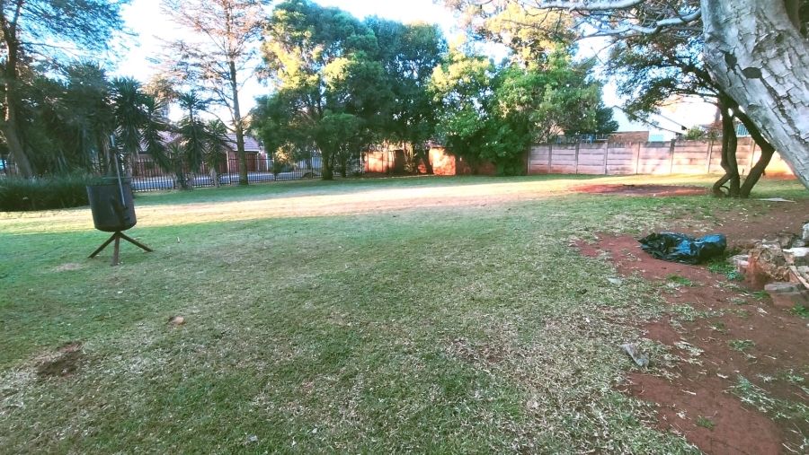 To Let 5 Bedroom Property for Rent in Wierda Park Gauteng
