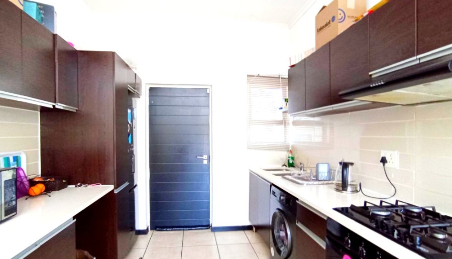 2 Bedroom Property for Sale in Greenstone Hill Gauteng