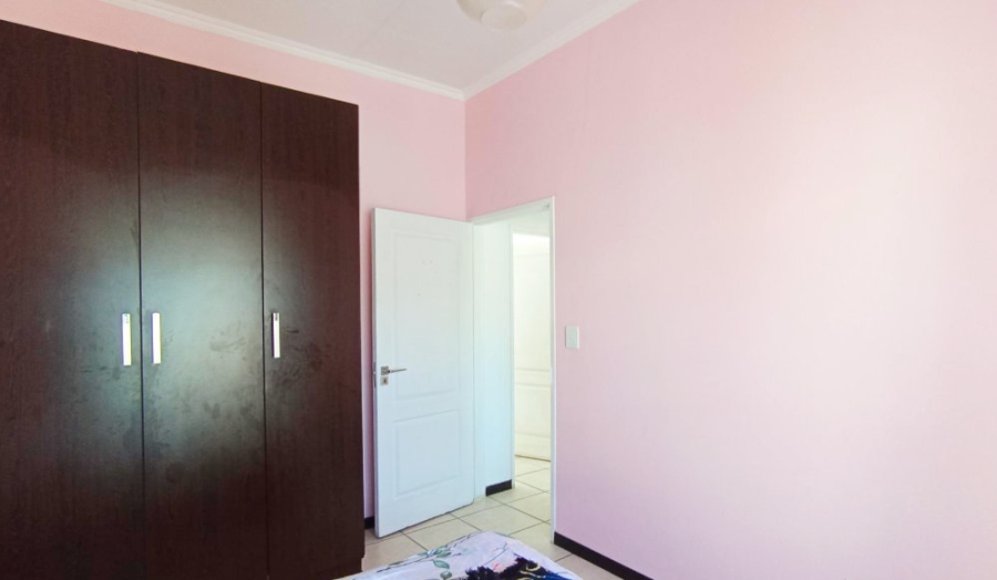 2 Bedroom Property for Sale in Greenstone Hill Gauteng