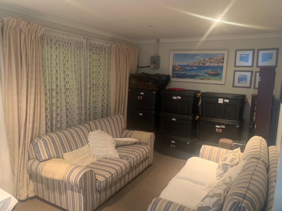 To Let 2 Bedroom Property for Rent in Robertsham Gauteng