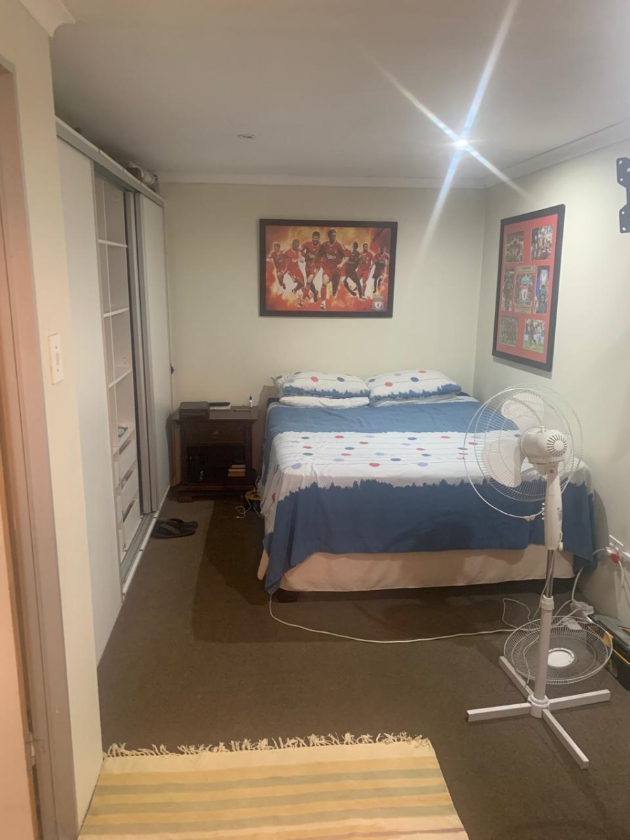 To Let 2 Bedroom Property for Rent in Robertsham Gauteng