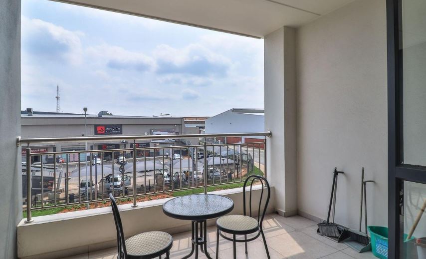 2 Bedroom Property for Sale in Greenstone Hill Gauteng