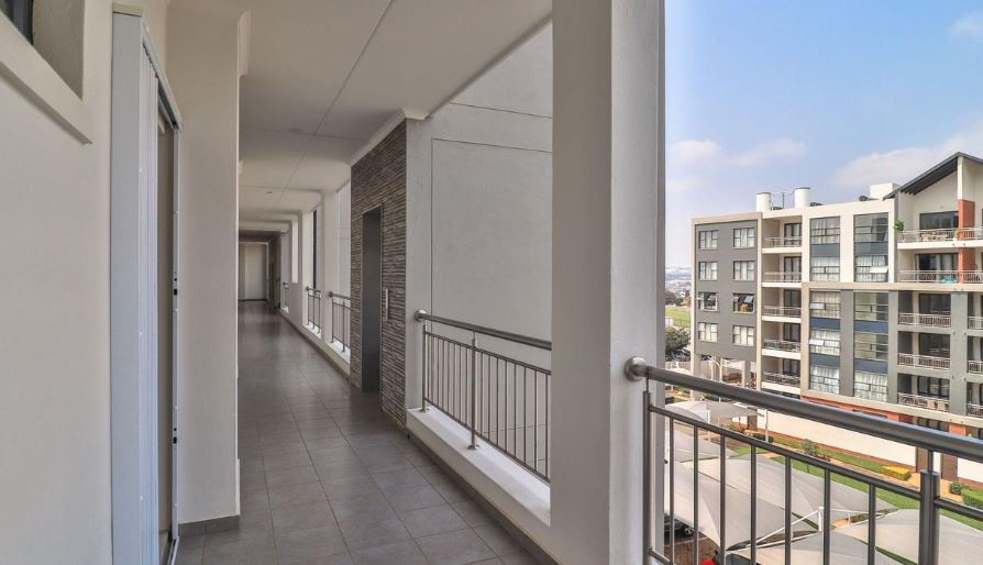 2 Bedroom Property for Sale in Greenstone Hill Gauteng