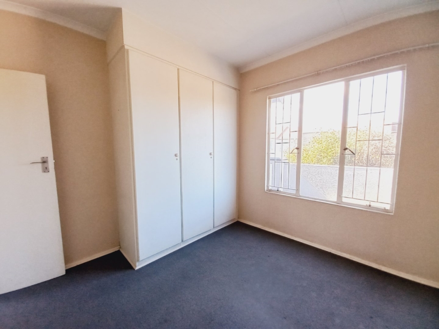 1 Bedroom Property for Sale in Eden Glen Gauteng