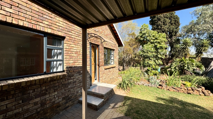 2 Bedroom Property for Sale in Lyttelton Manor Gauteng