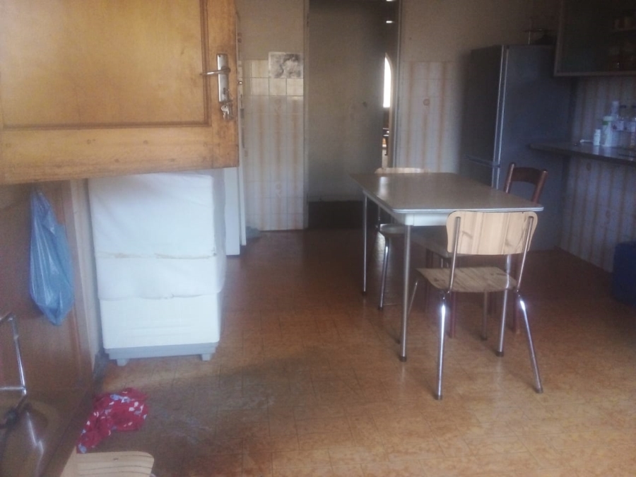 5 Bedroom Property for Sale in Eersterust Gauteng