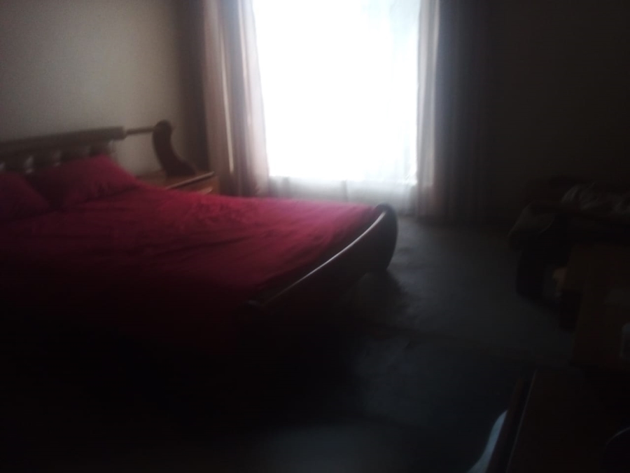 5 Bedroom Property for Sale in Eersterust Gauteng