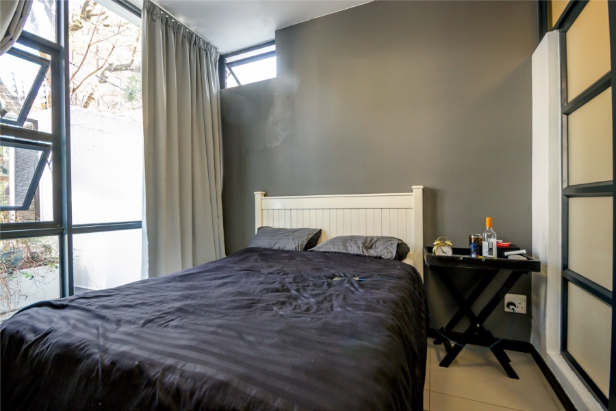 To Let 2 Bedroom Property for Rent in Rosebank Gauteng