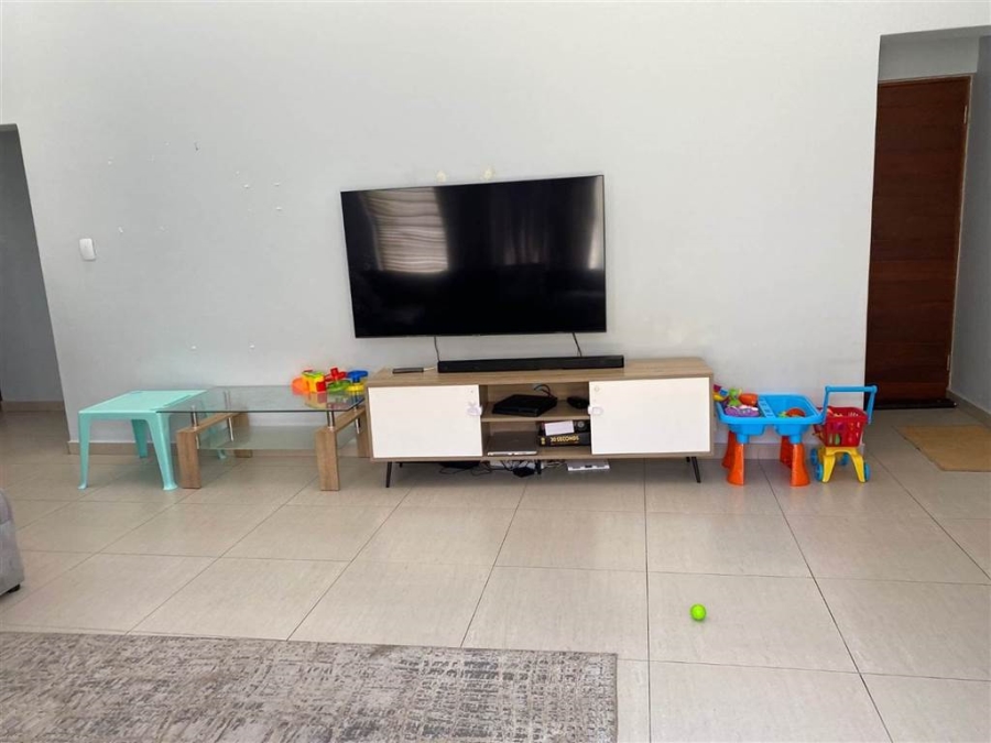 To Let 3 Bedroom Property for Rent in Summerset Gauteng