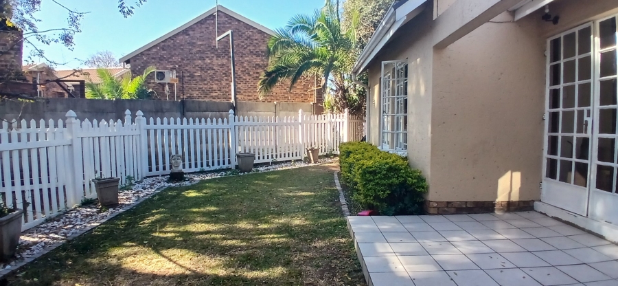 To Let 2 Bedroom Property for Rent in The Reeds Gauteng