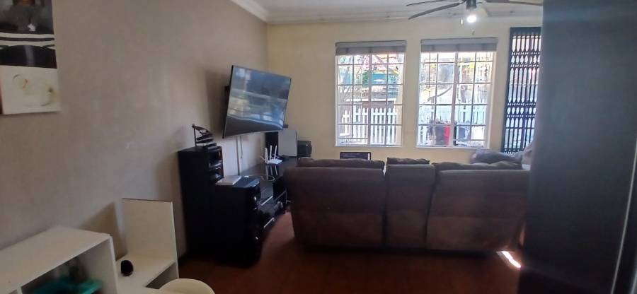 To Let 2 Bedroom Property for Rent in The Reeds Gauteng