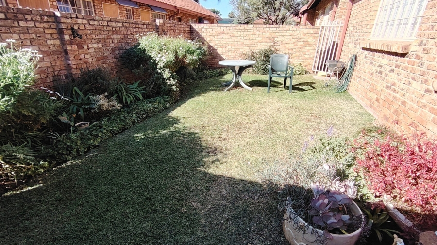 3 Bedroom Property for Sale in Wierdaglen Estate Gauteng