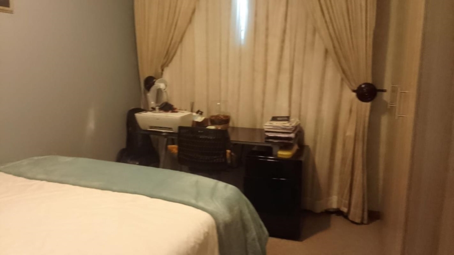 To Let 2 Bedroom Property for Rent in Noordwyk Gauteng