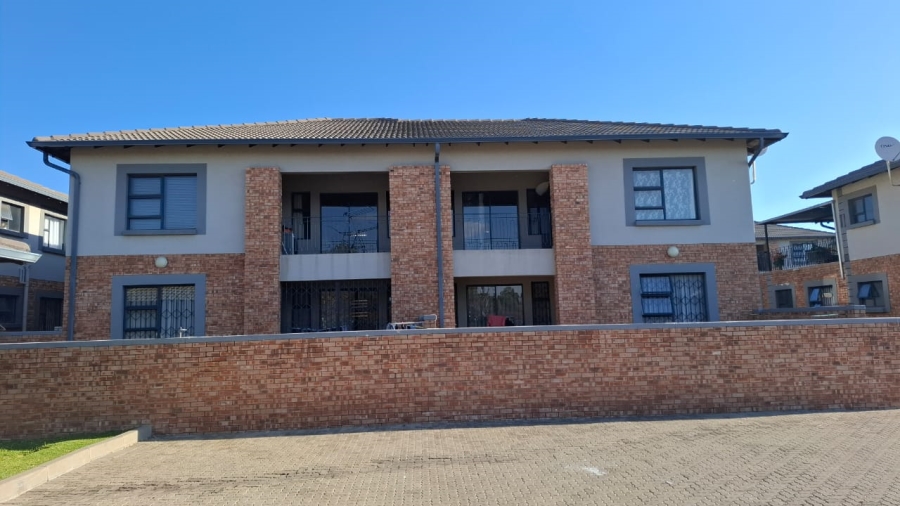 To Let 2 Bedroom Property for Rent in Noordwyk Gauteng