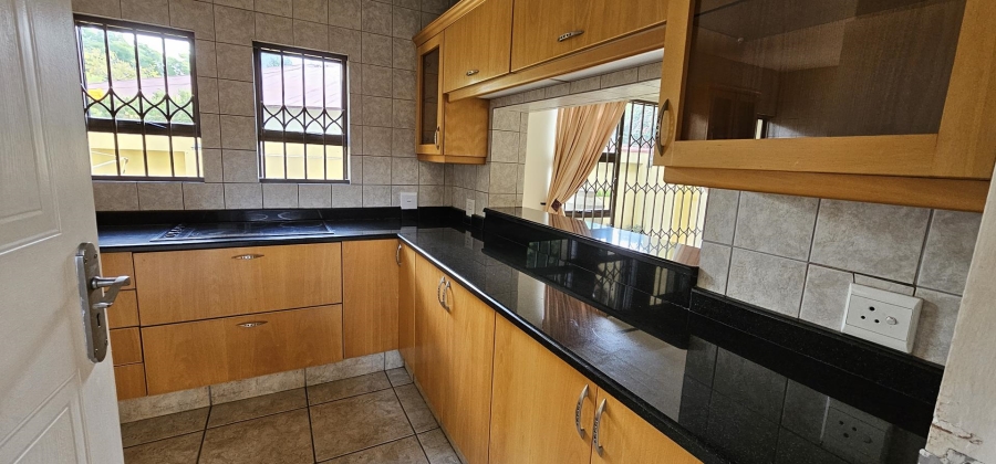 4 Bedroom Property for Sale in Nieuw Muckleneuk Gauteng