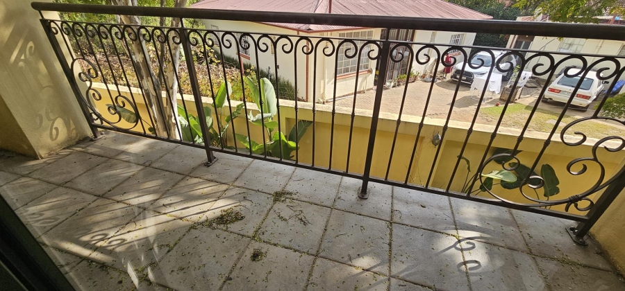 4 Bedroom Property for Sale in Nieuw Muckleneuk Gauteng