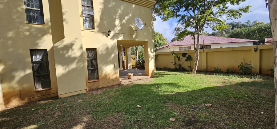 4 Bedroom Property for Sale in Nieuw Muckleneuk Gauteng