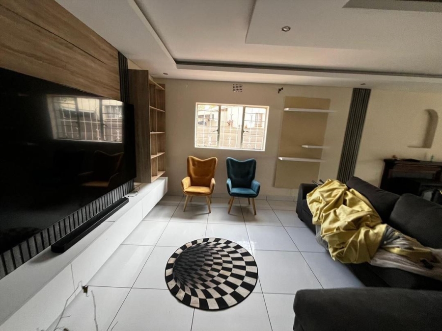 4 Bedroom Property for Sale in Birchleigh Gauteng