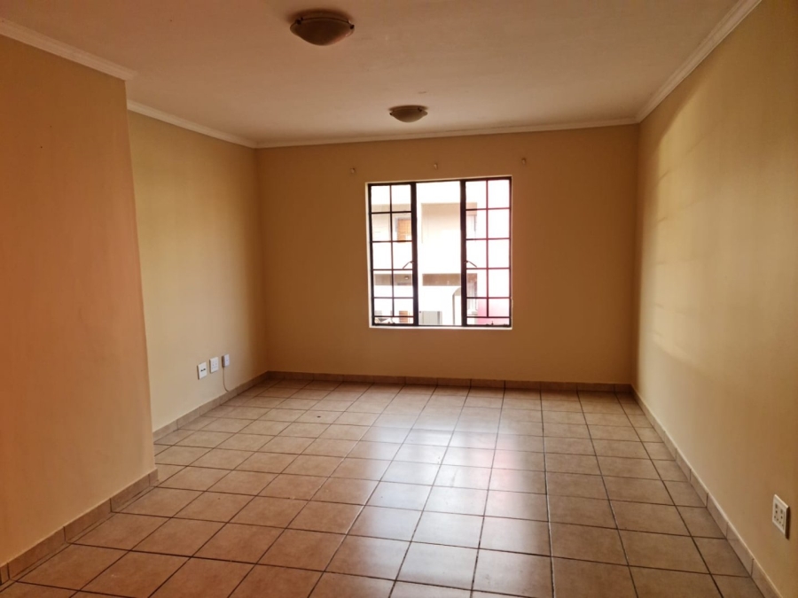 To Let 2 Bedroom Property for Rent in Noordwyk Gauteng
