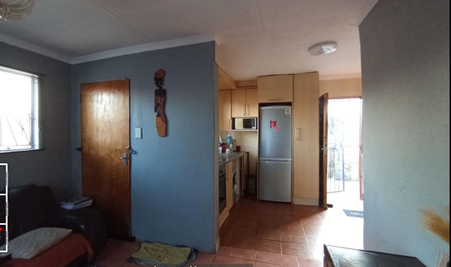 3 Bedroom Property for Sale in Clayville Gauteng