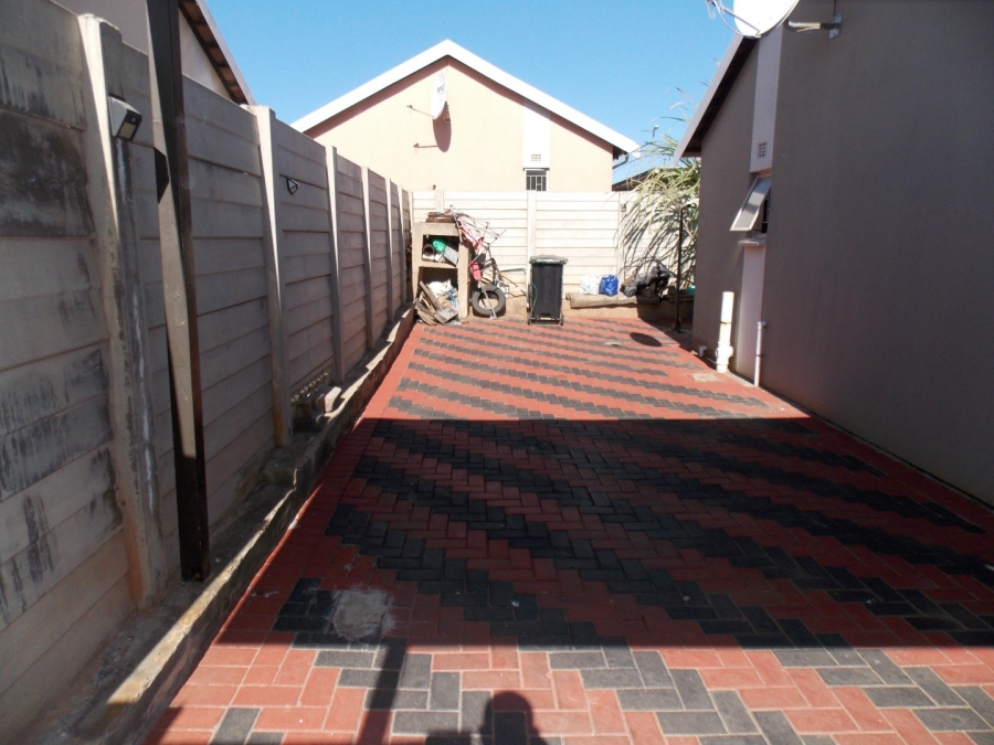 3 Bedroom Property for Sale in Sky City Gauteng