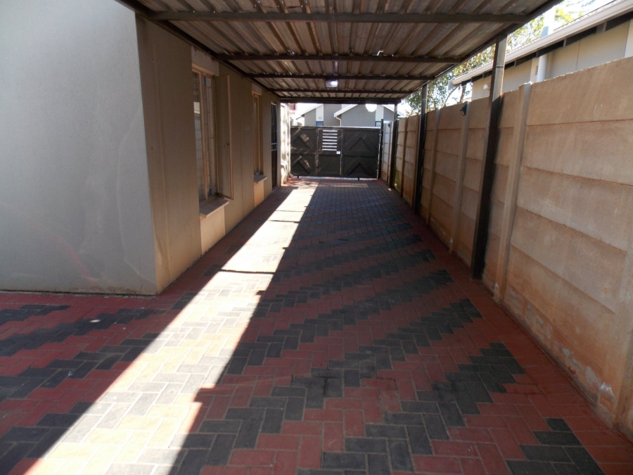 3 Bedroom Property for Sale in Sky City Gauteng
