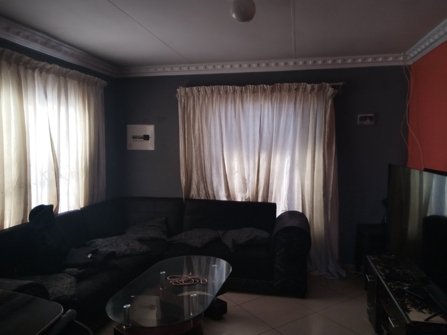 To Let 3 Bedroom Property for Rent in Soshanguve XX Gauteng